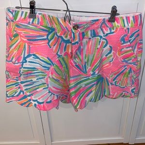 Never worn Lilly Pulitzer shorts